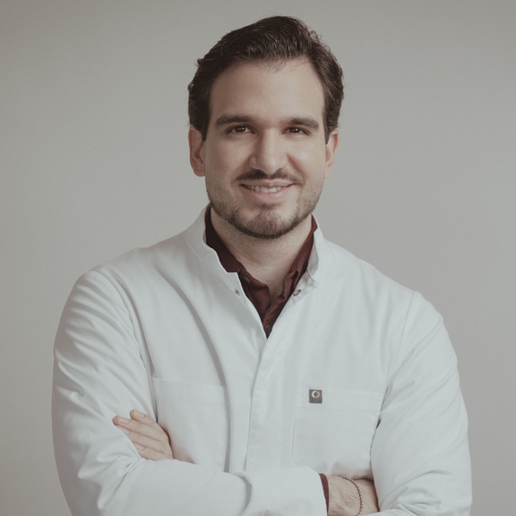 Herr Victor Tortorici M.D., Ästhetik in Dresden